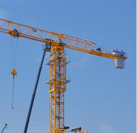 8 t carico L46A1 torre di sezione di palo gru a capo piatto QTZ80 PT6015-8 60m lunghezza del filo